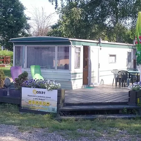Mobilni Dum U Goldy Campsite Ceska Skalice