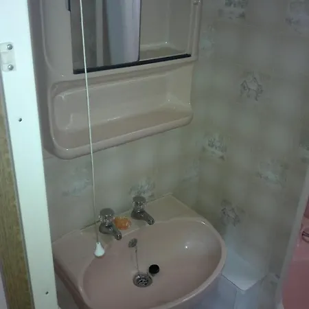 Campsite Mobilni Dum U Goldy Ceska Skalice