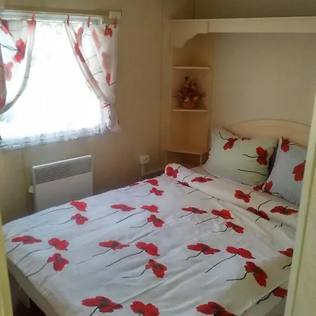 Camping Mobilni Dum U Goldy Česká Skalice